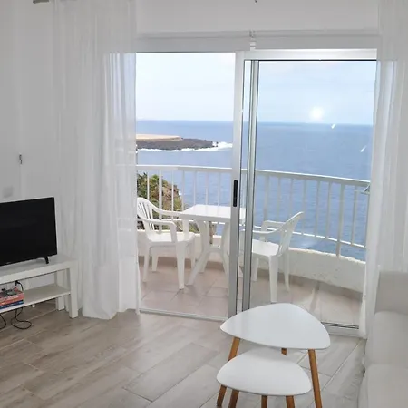 Апартаменты Bright By The Sea