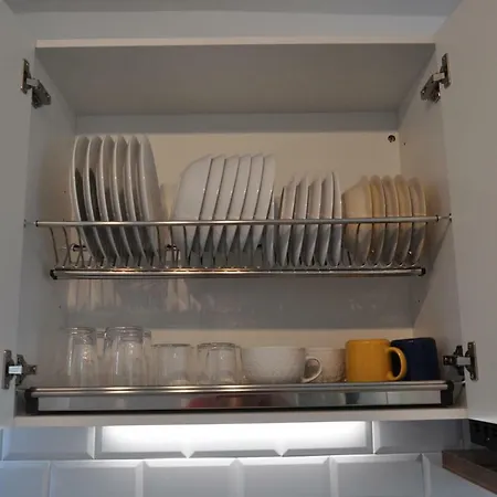 Bright By The Sea Apartment