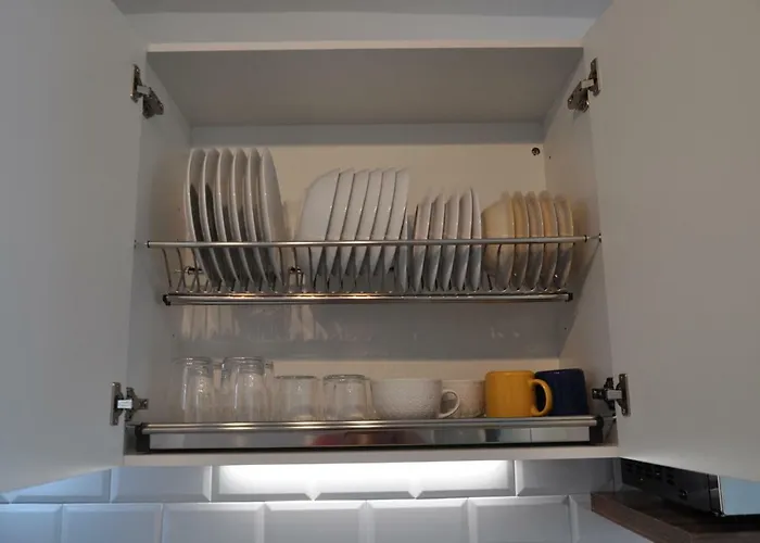 Bright By The Sea Daire